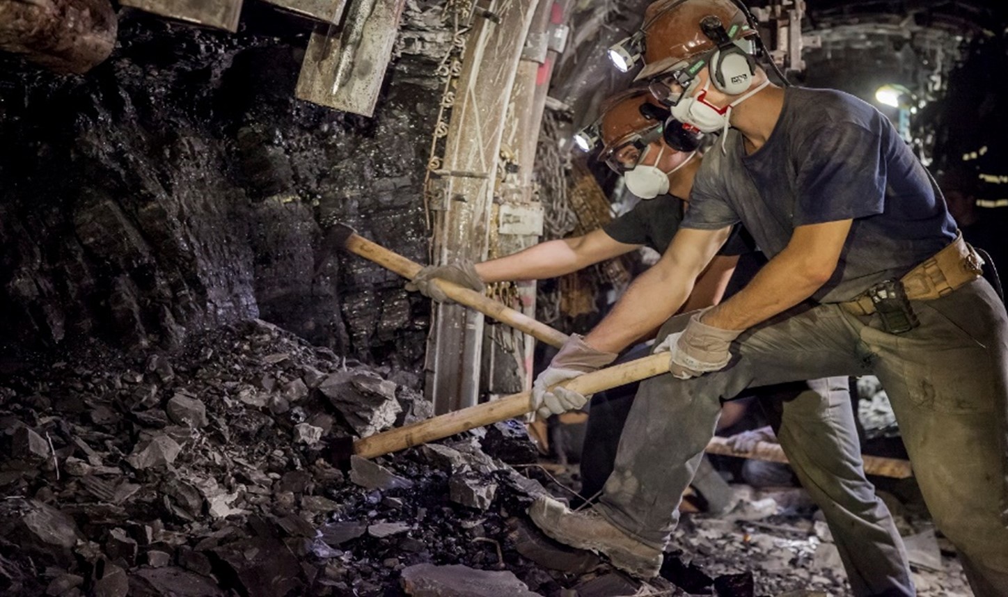 Voices in the Coalshed: Dust Voices in the Coalshed: Dust