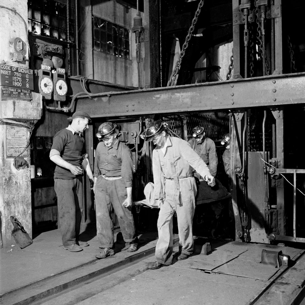 Image of Miners Stretchering a Casualty