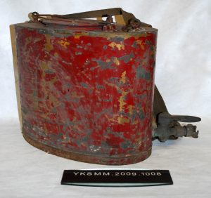 knapsack tank for protein foam compound